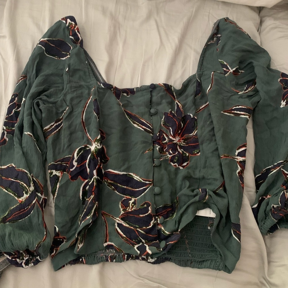 Billabong longsleeve crop size S